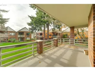 Photo #6: 21221677 Listing 