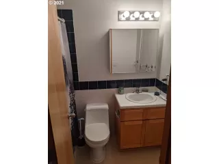 Photo #6: 21222175 Listing