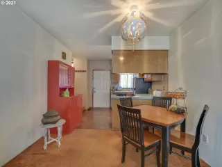 Photo #4: 21222588 Listing 