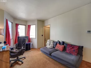 Photo #5: 21222588 Listing 