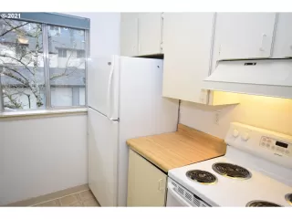 Photo #3: 21223664 Listing 