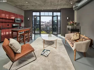 Photo #1: 21223684 Listing