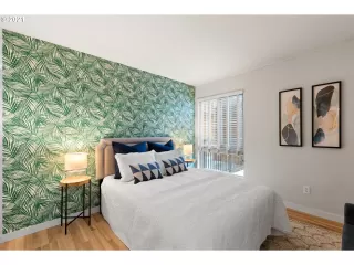 Photo #6: 21224094 Listing