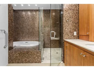 Photo #6: 21225137 Listing 