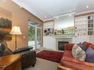 Photo #1: 21225391 Listing