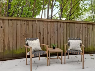 Photo #6: 21225969 Listing