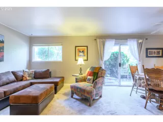 Photo #3: 21226450 Listing