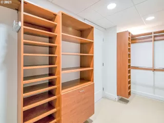 Photo #4: 21226946 Listing