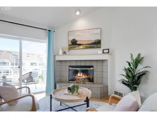 Photo #2: 21227285 Listing