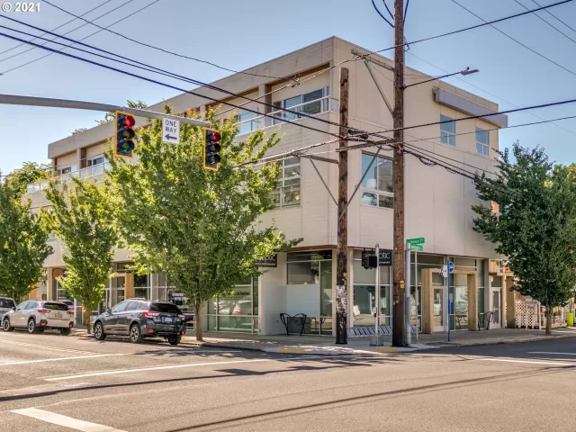 MLS: 21229146 Condo For Sale