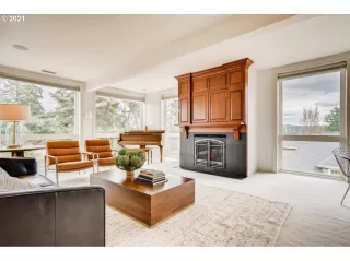 Photo #3: 21229524 Listing