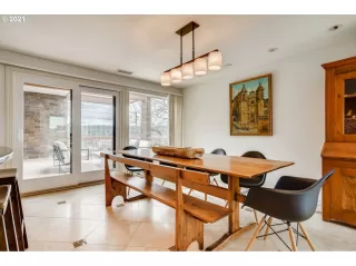 Photo #6: 21229524 Listing