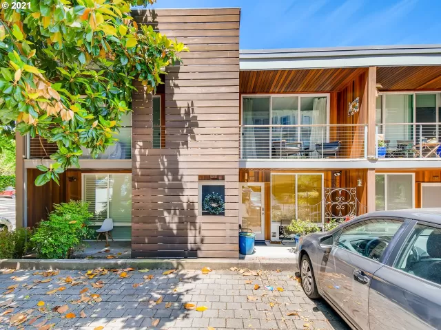 MLS: 21230076 Condo For Sale