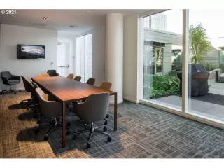 Photo #2: 21230550 Listing 