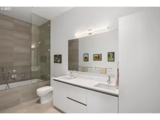 Photo #4: 21231626 Listing 