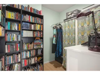 Photo #5: 21231626 Listing 