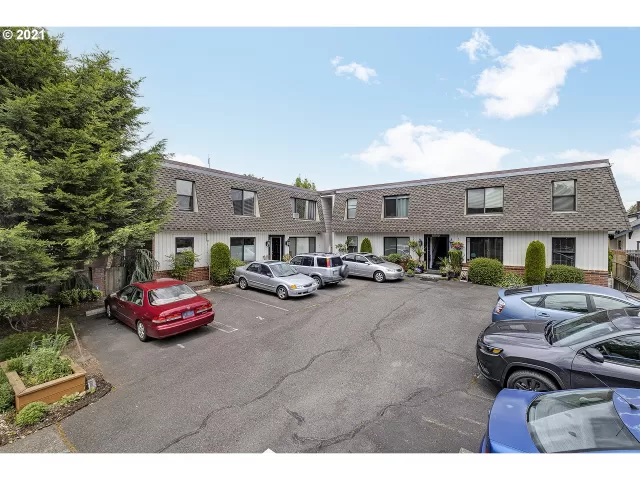 MLS: 21231637 Condo For Sale