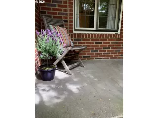 Photo #4: 21232386 Listing