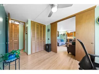 Photo #3: 21232842 Listing 