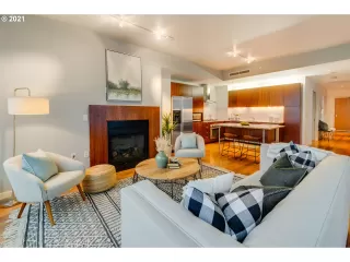 Photo #2: 21232917 Listing 