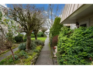 Photo #6: 21232964 Listing