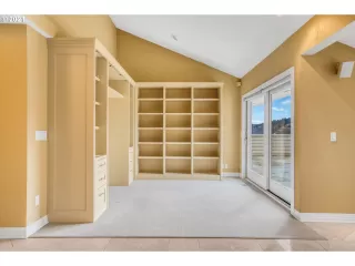 Photo #6: 21233344 Listing