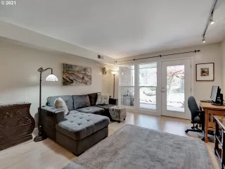 Photo #6: 21233588 Listing 