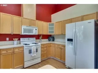 Photo #3: 21235795 Listing