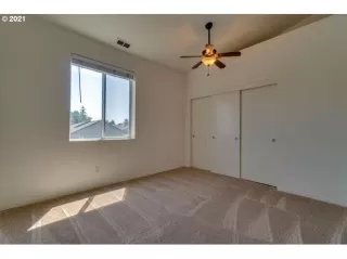 Photo #5: 21235795 Listing