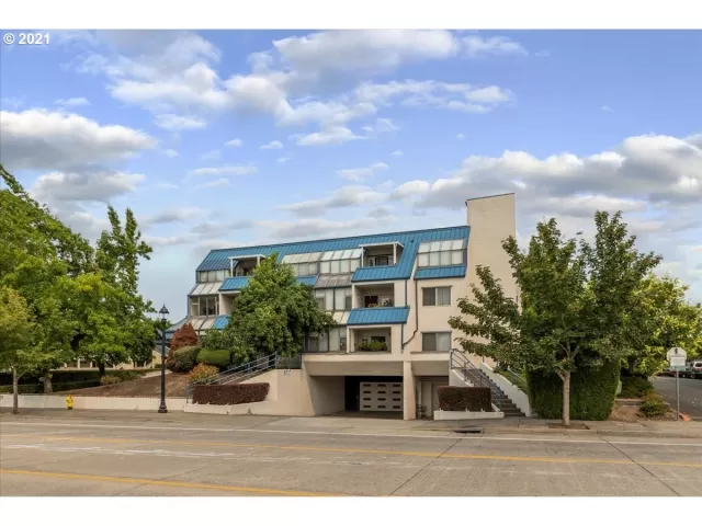 MLS: 21236278 Condo For Sale