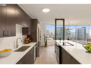 Photo #3: 21236670 Listing 