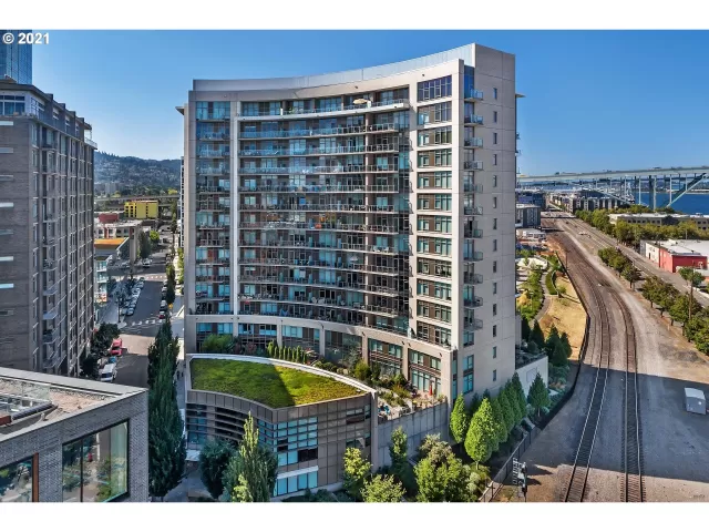 MLS: 21237274 Condo For Sale