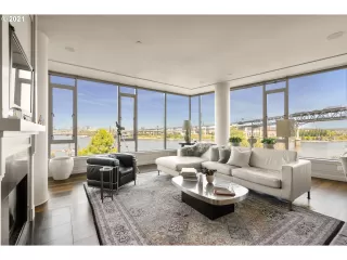 Photo #3: 21237468 Listing