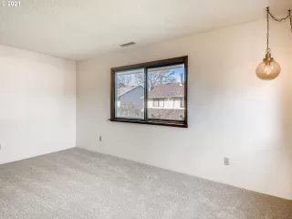 Photo #3: 21238629 Listing