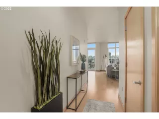 Photo #3: 21238857 Listing