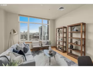 Photo #4: 21238857 Listing