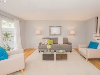 Photo #3: 21239427 Listing