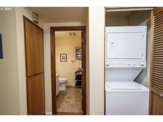 Photo #3: 21240407 Listing 