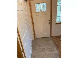 Photo #4: 21240483 Listing 