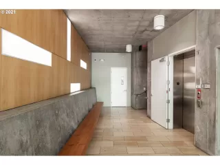 Photo #5: 21241277 Listing 