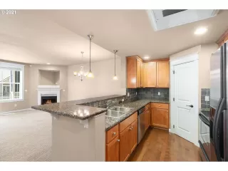 Photo #2: 21241343 Listing