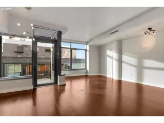 Photo #5: 21241555 Listing 