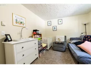 Photo #2: 21242596 Listing 