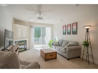 Photo #1: 21242814 Listing