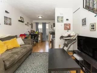 Photo #2: 21243323 Listing 