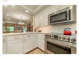 Photo #6: 21243327 Listing