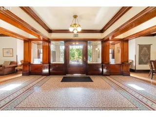 Photo #1: 212435545 Listing 