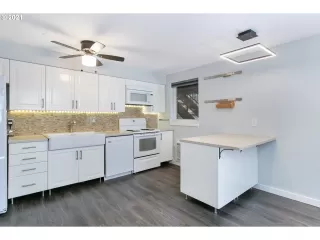 Photo #1: 21244391 Listing