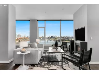 Photo #6: 21244503 Listing 