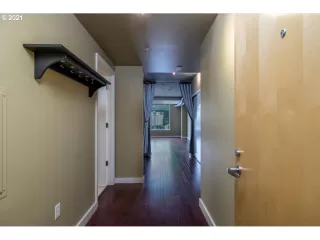 Photo #2: 21245639 Listing